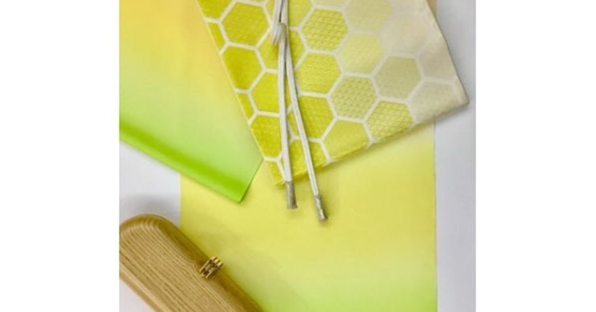 黒革の手帖 銀座店 浅草で着物販売を行うはんなりのギャラリーです