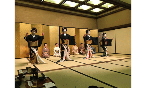 銀座の隣、築地・新喜楽での着物で新年会